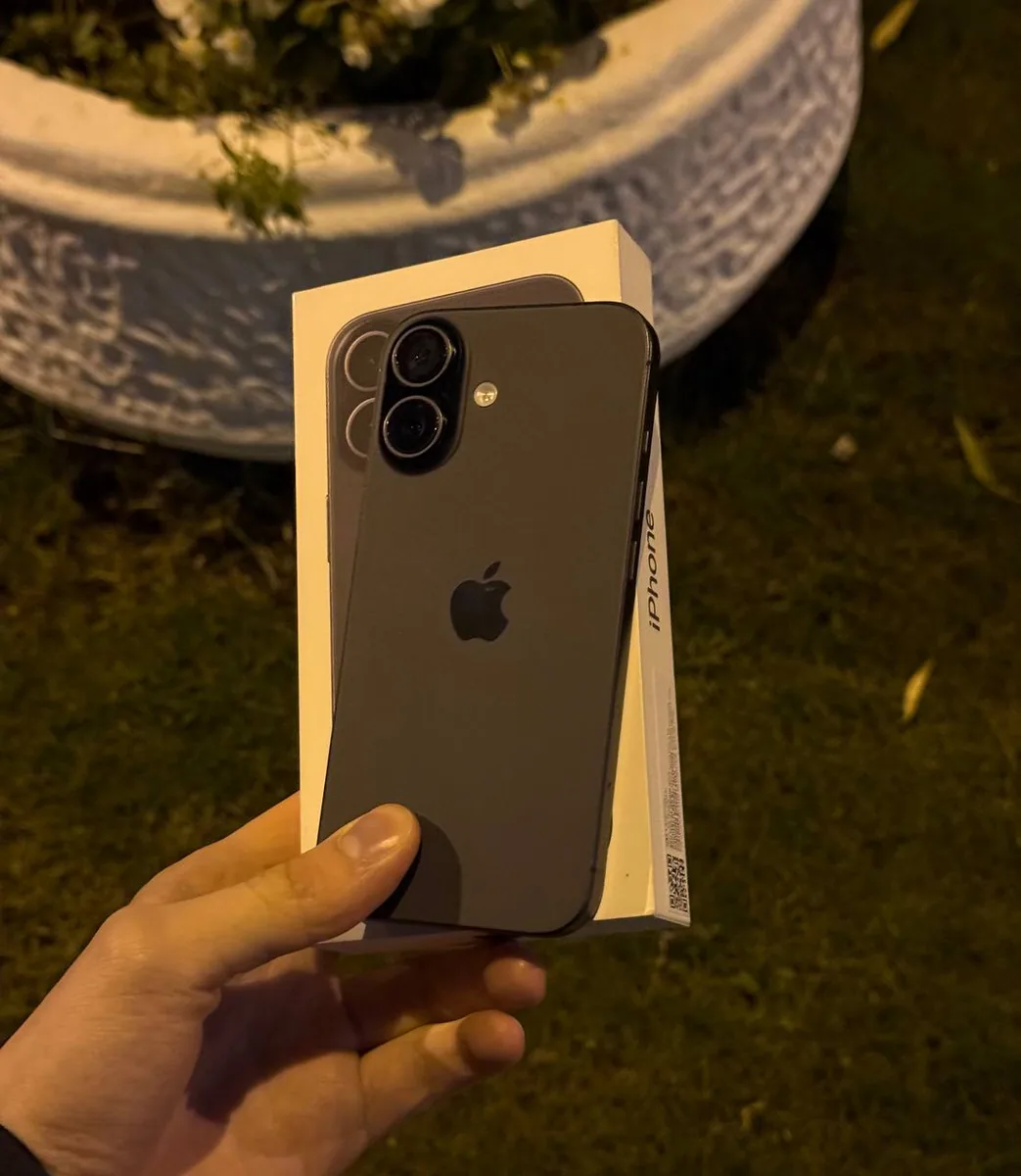 iPhone 17 256 ГБ, фото этого экземпляра
